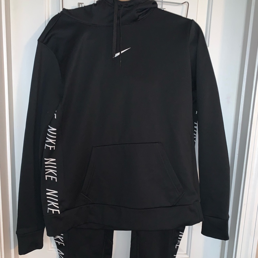 Nike Women’s Dri Fit Sweatsuit